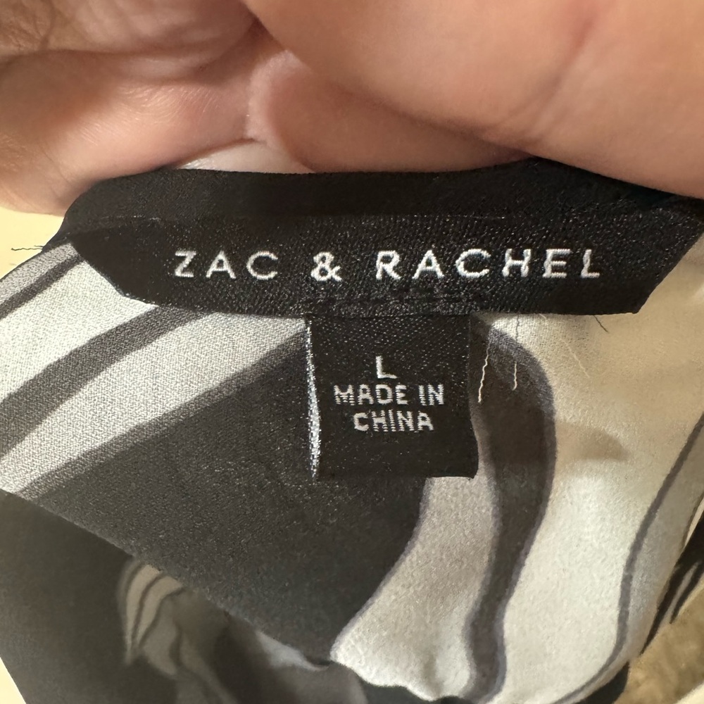 Zac & Rachel Monochrome Floral Blouse - Picture 3 of 3
